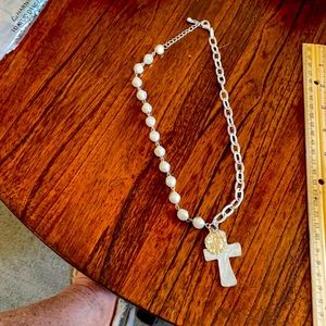 Boutique Necklace NWOT